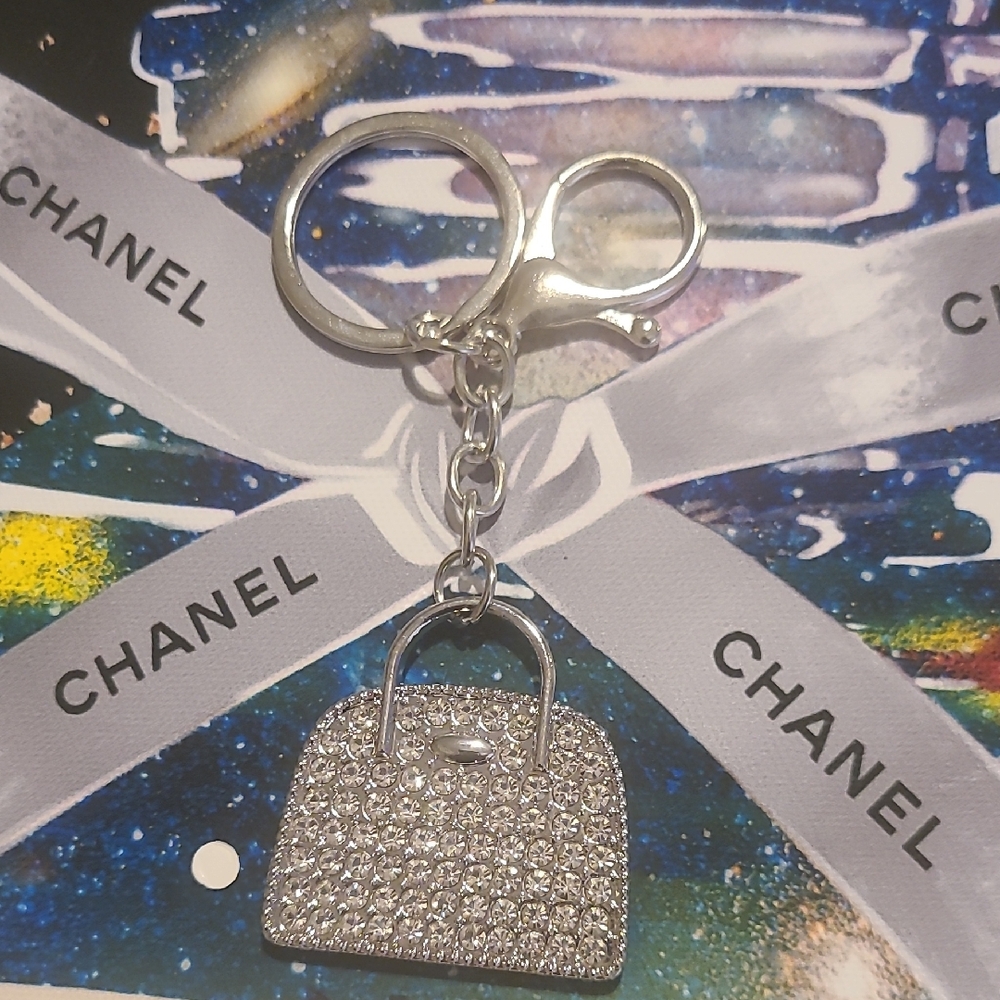 UP CRYTAL COLLECTION Silver Key Holder/Bagcharm
